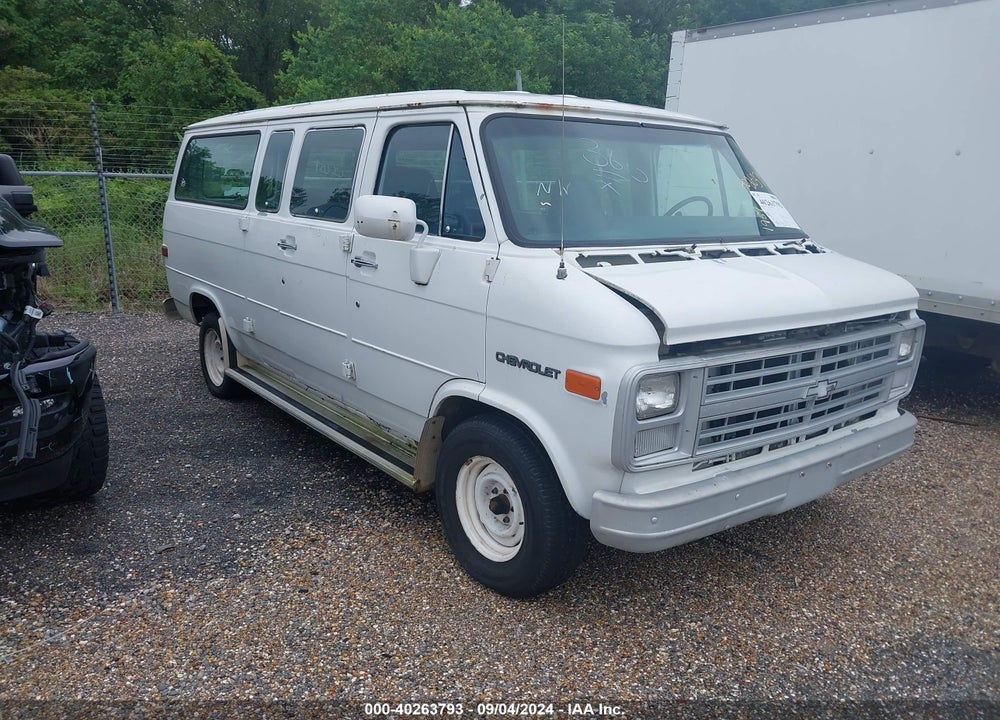 1989 CHEVROLET G20 VIN: 1GNEG25H8K7172404