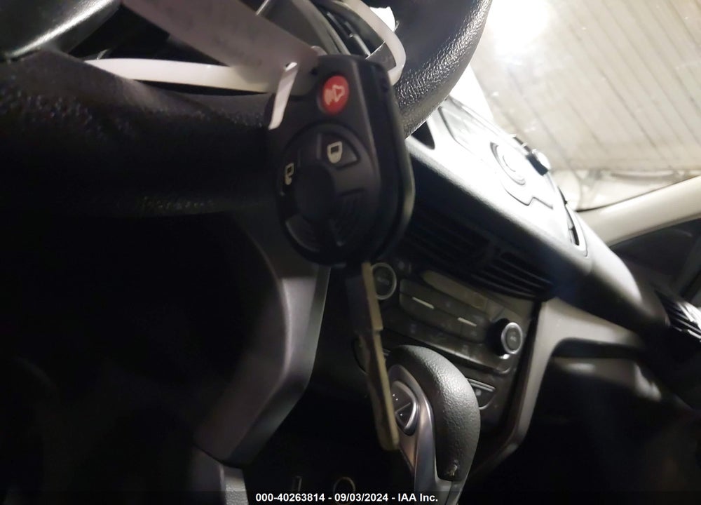 2018 FORD ESCAPE SE VIN: 1FMCU9GD8JUB28913