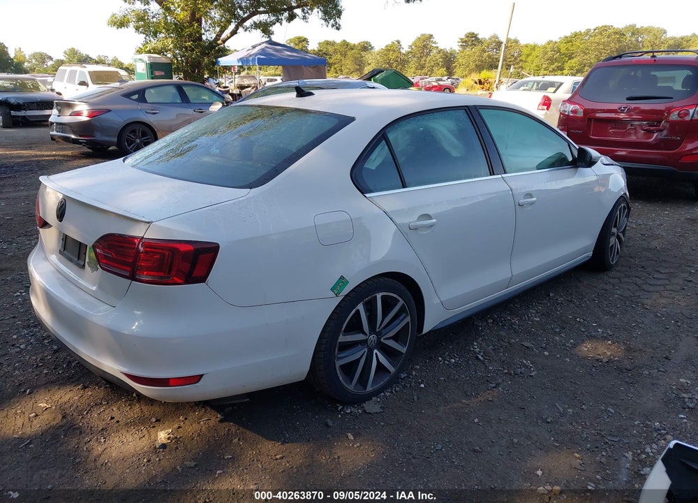 2014 VOLKSWAGEN JETTA GLI AUTOBAHN W/NAV VIN: 3VW4T7AJ3EM351396