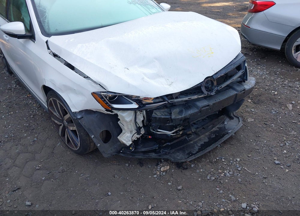 2014 VOLKSWAGEN JETTA GLI AUTOBAHN W/NAV VIN: 3VW4T7AJ3EM351396