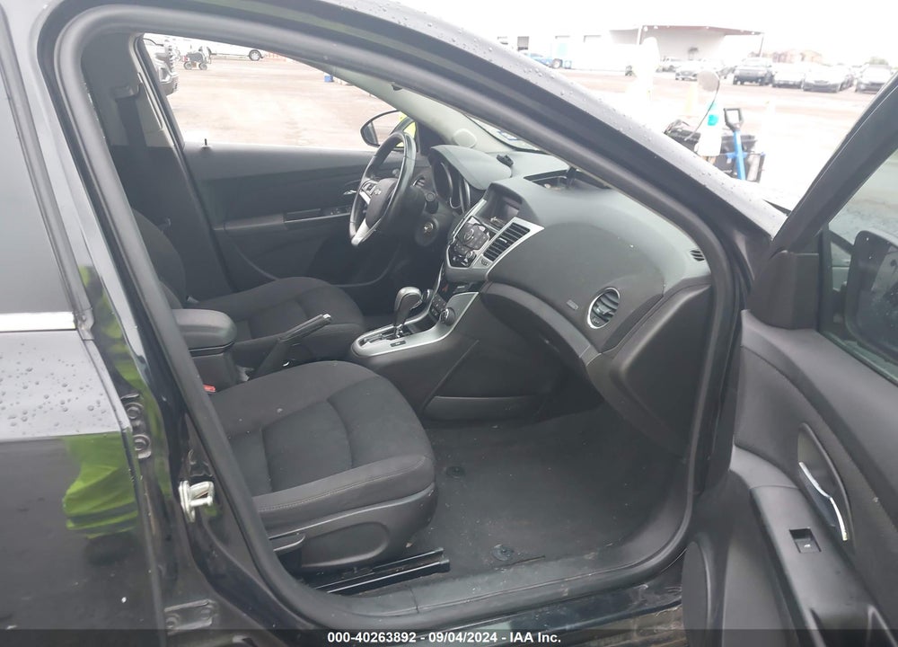 2014 CHEVROLET CRUZE 1LT AUTO VIN: 1G1PC5SB0E7256826