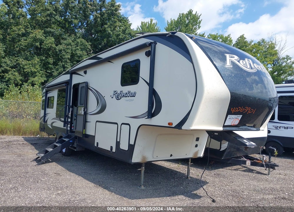 2018 GRAND REFLEC VIN: 573FR3622J3314560