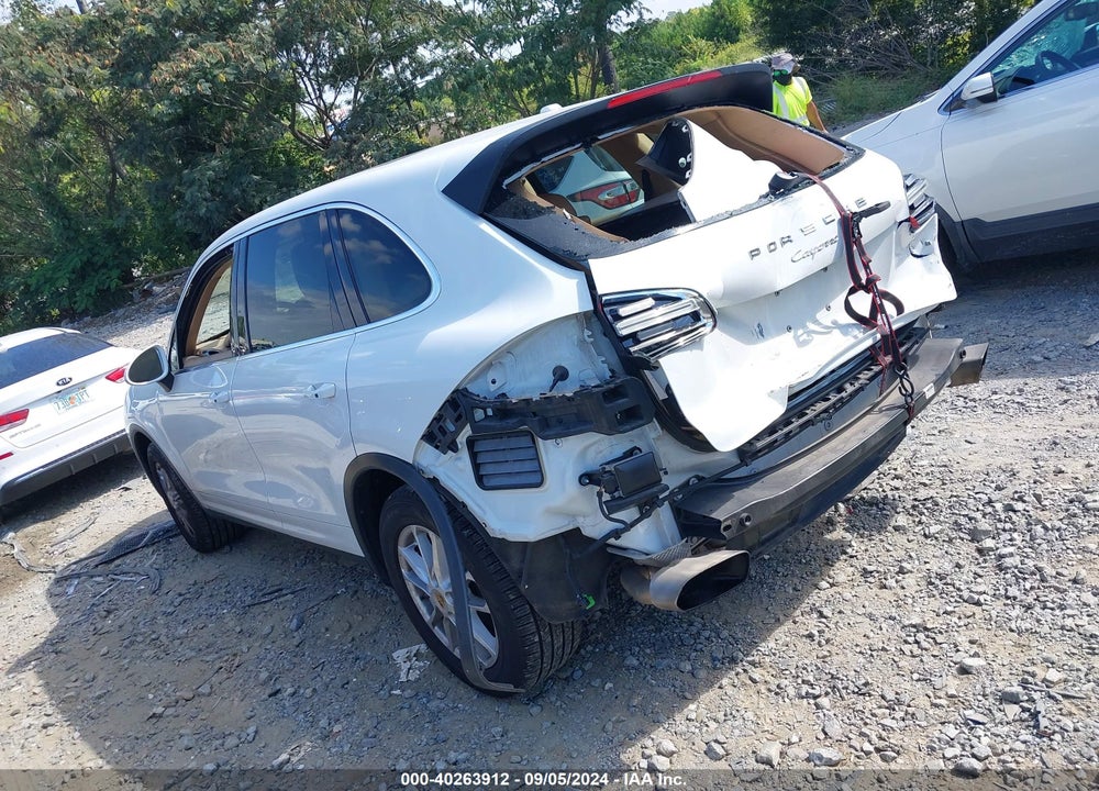 2016 PORSCHE CAYENNE VIN: WP1AA2A23GKA14436