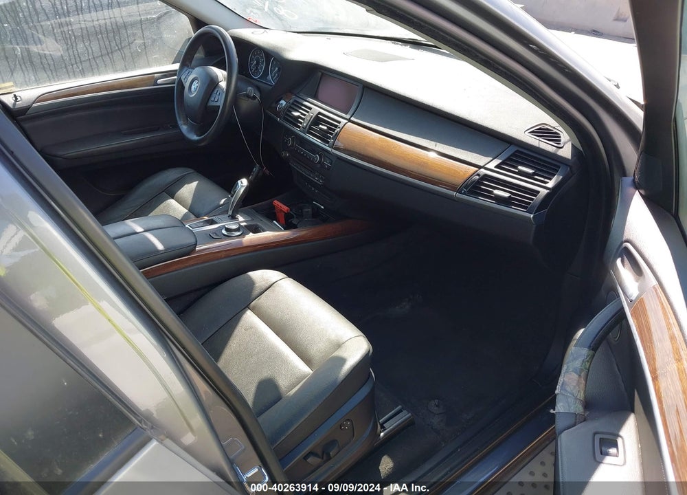 2008 BMW X5 3.0SI VIN: 5UXFE435X8L025829