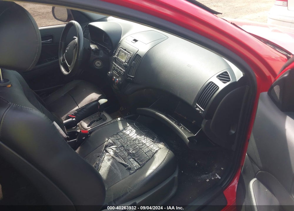 2011 HYUNDAI ELANTRA TOURING SE VIN: KMHDC8AE5BU095356