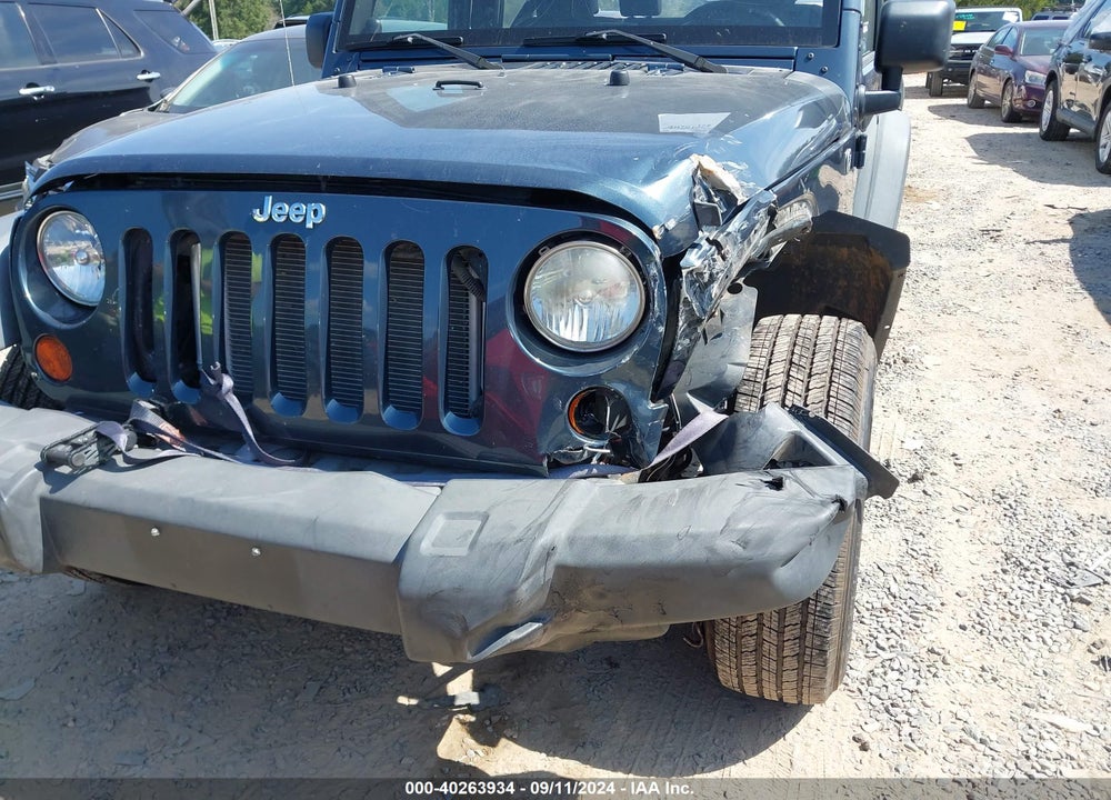 2008 JEEP WRANGLER X VIN: 1J4FA24198L622073