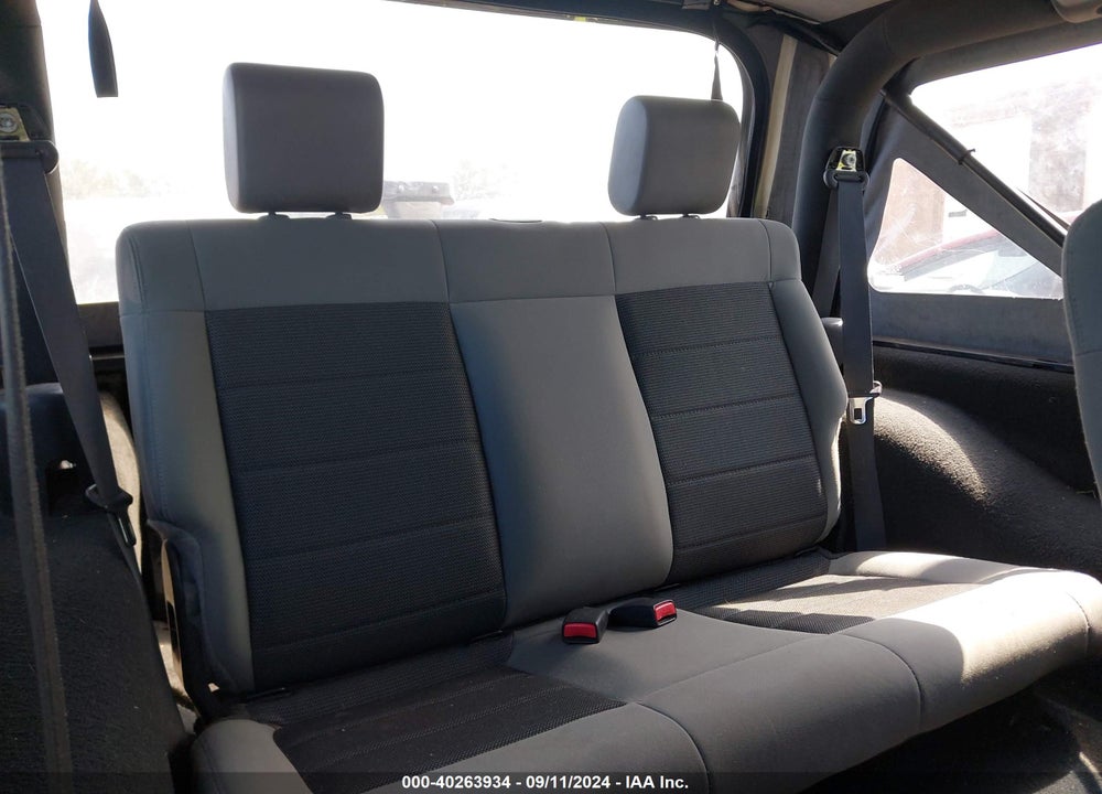 2008 JEEP WRANGLER X VIN: 1J4FA24198L622073
