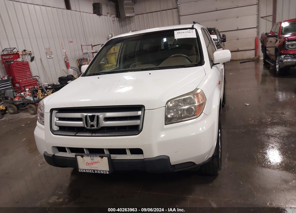 2008 HONDA PILOT VP VIN: 5FNYF18248B053679