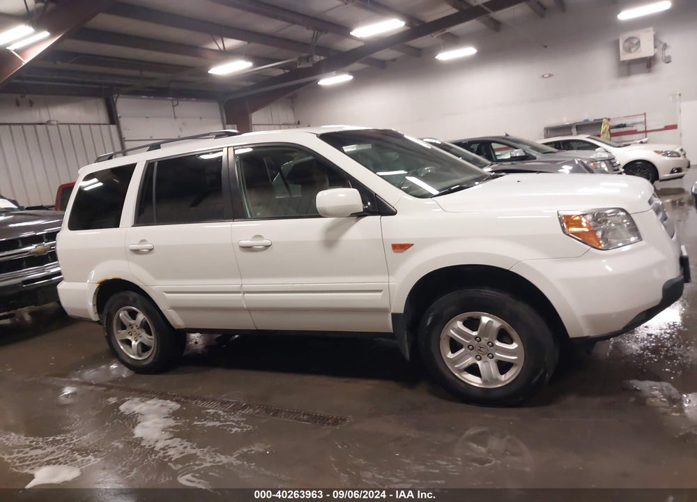 2008 HONDA PILOT VP VIN: 5FNYF18248B053679