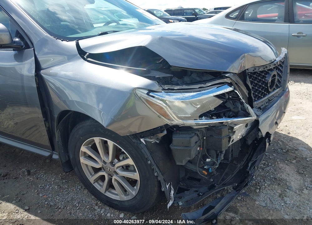 2015 NISSAN PATHFINDER S VIN: 5N1AR2MM6FC702118