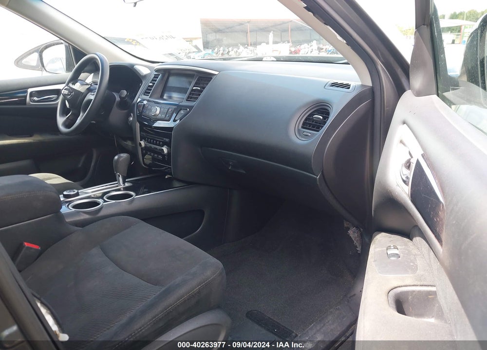 2015 NISSAN PATHFINDER S VIN: 5N1AR2MM6FC702118