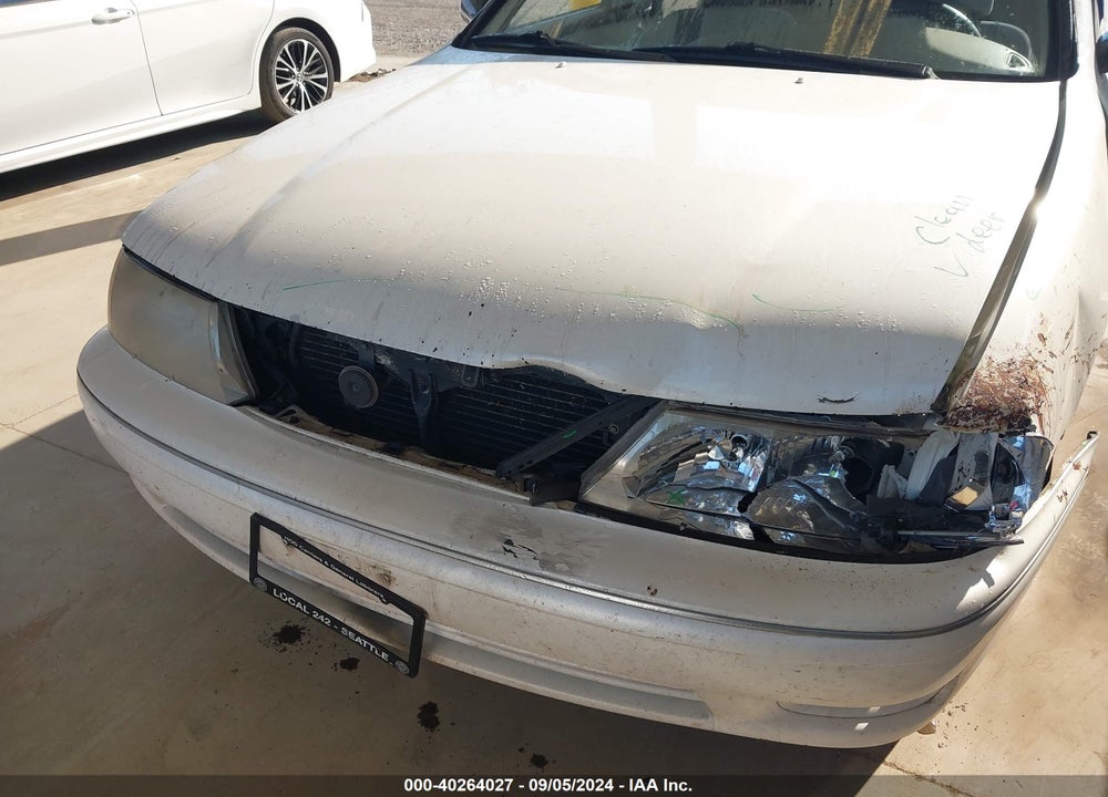 1999 TOYOTA AVALON XL VIN: 4T1BF18B6XU348001