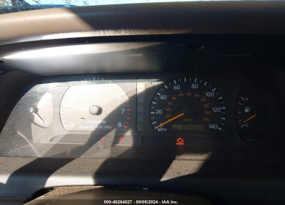 1999 TOYOTA AVALON XL VIN: 4T1BF18B6XU348001