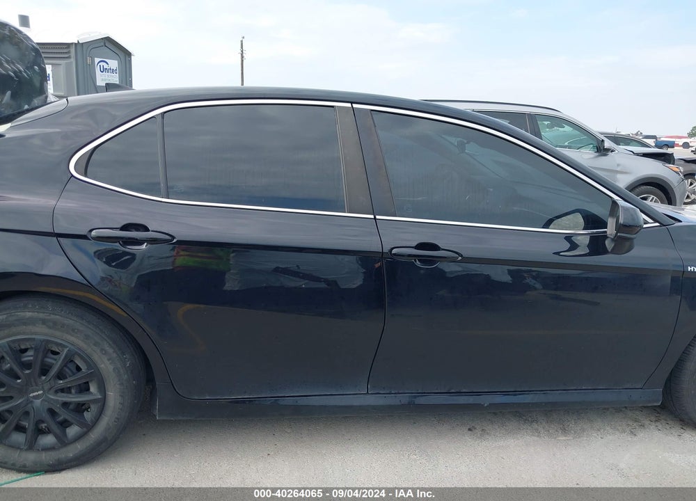 2021 TOYOTA CAMRY LE HYBRID VIN: 4T1C31AK4MU553965