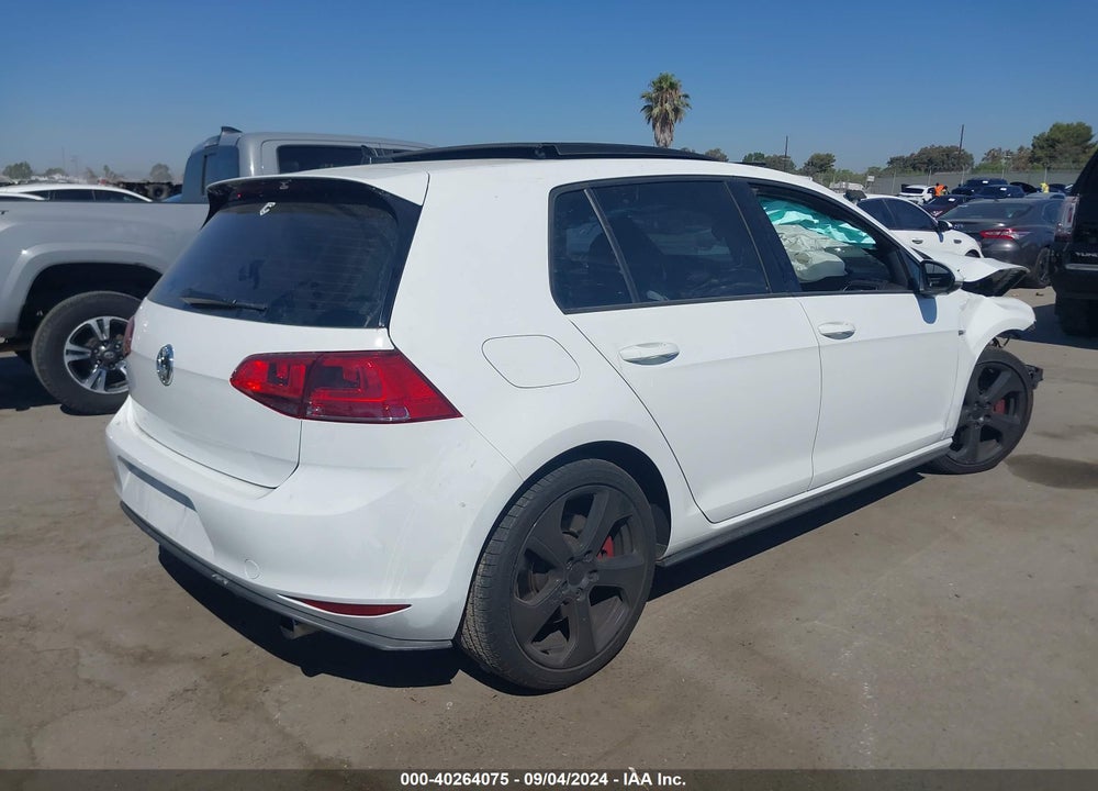 2016 VOLKSWAGEN GOLF GTI SE W/PERFORMANCE PACKAGE 4-DOOR VIN: 3VW447AU8GM045983