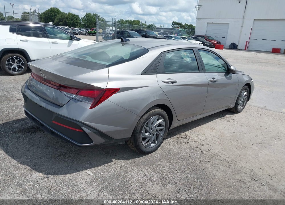 2024 HYUNDAI ELANTRA VIN: KMHLM4DG0RU777196