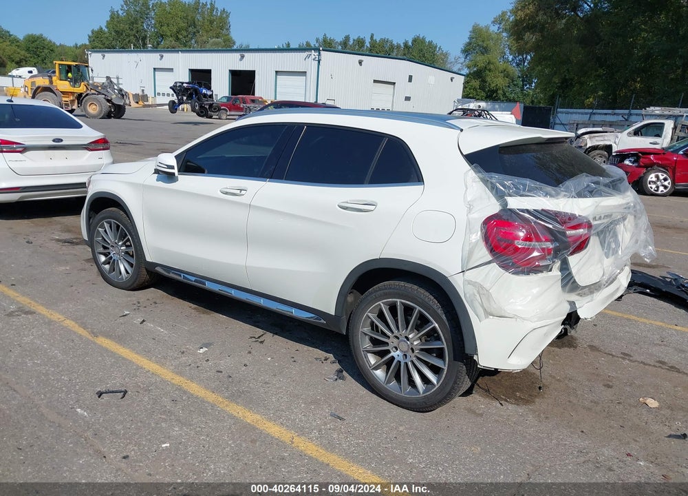 2018 MERCEDES-BENZ GLA 250 4MATIC VIN: WDCTG4GB2JJ375322