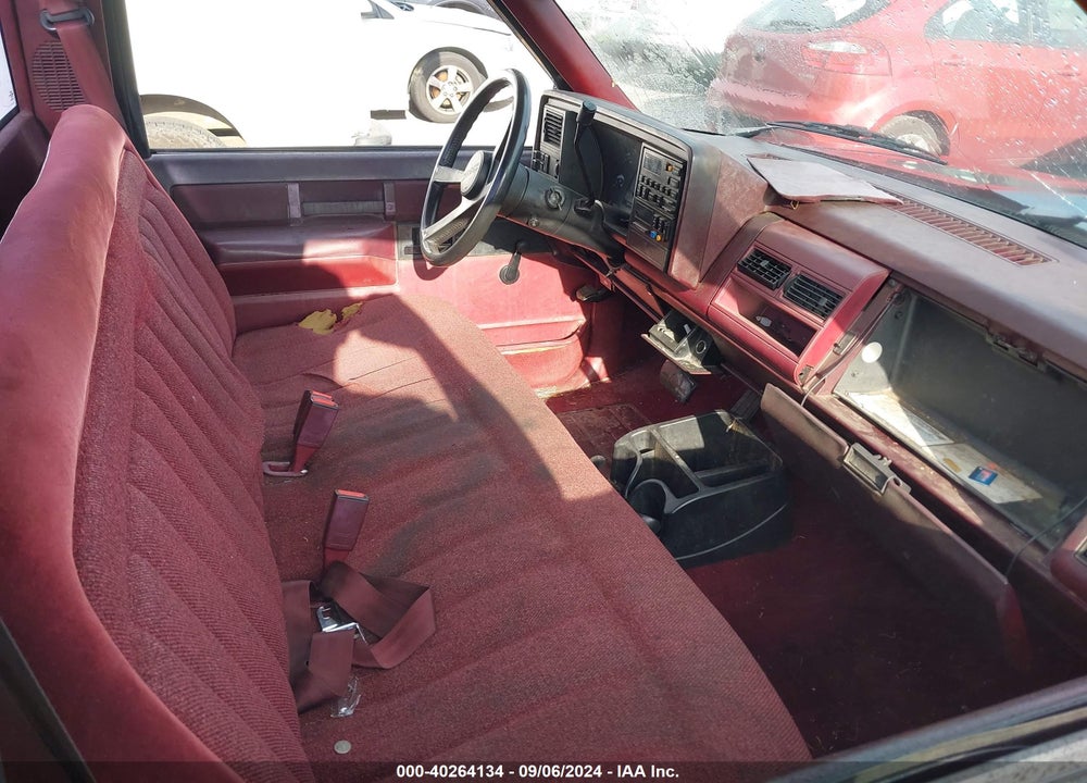 1988 GMC GMT-400 C1500 VIN: 2GTDC14K2J1518207