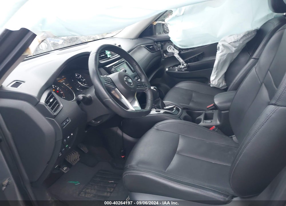 2018 NISSAN ROGUE SV/SL VIN: 5N1AT2MV3JC729103