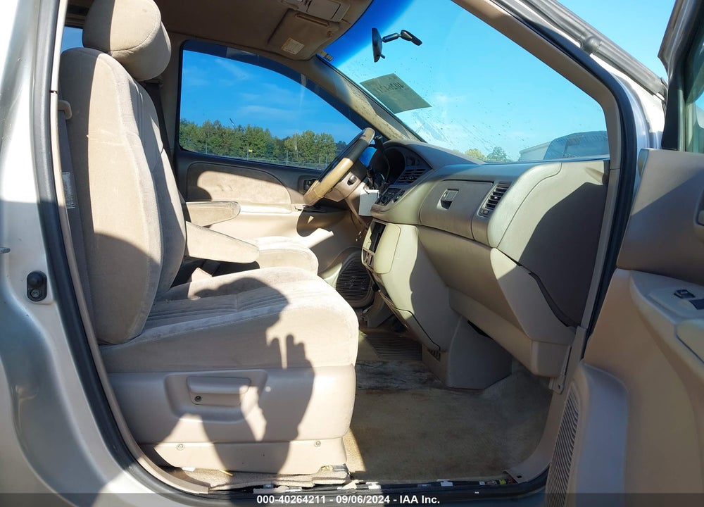 2001 TOYOTA SIENNA VIN: 4T3ZF13C91U360401