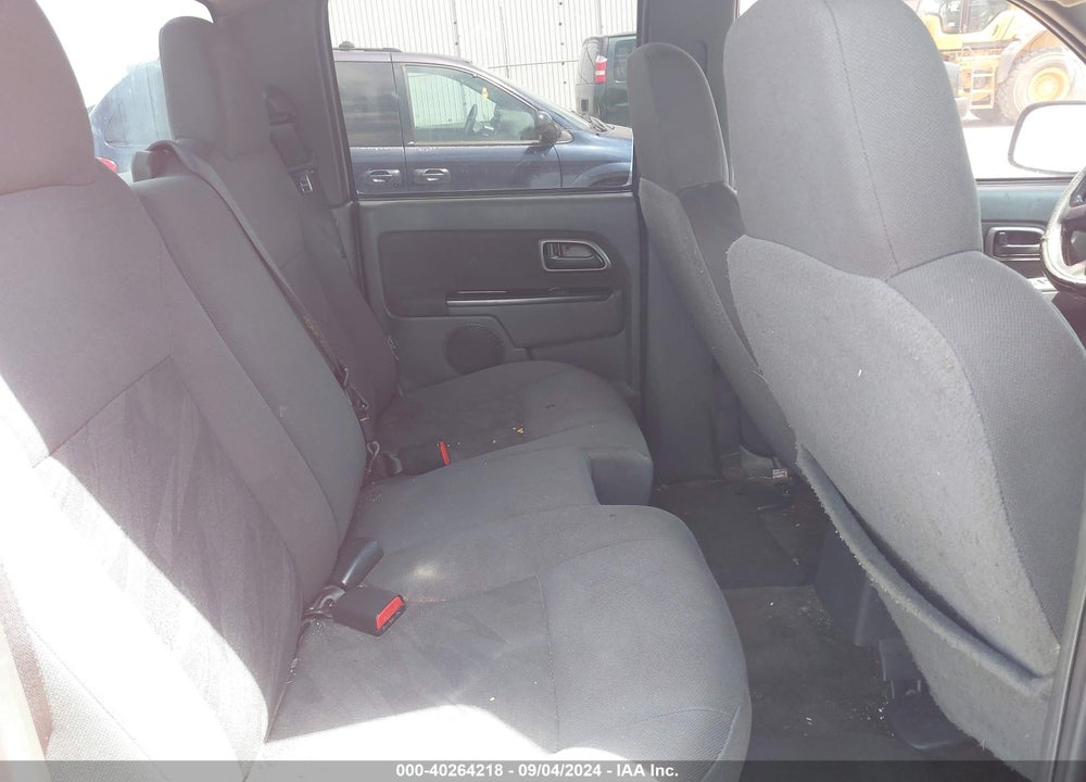 2005 CHEVROLET COLORADO LS VIN: 1GCCS136858243416