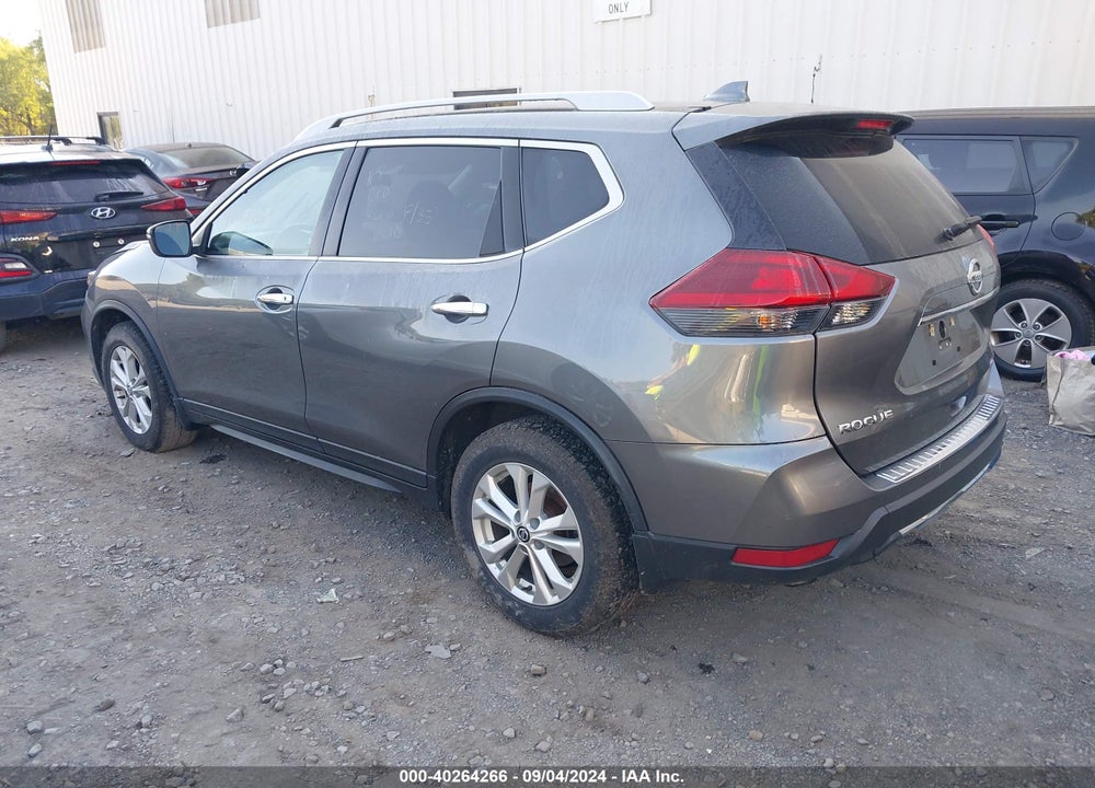 2018 NISSAN ROGUE S VIN: 5N1AT2MT3JC839406