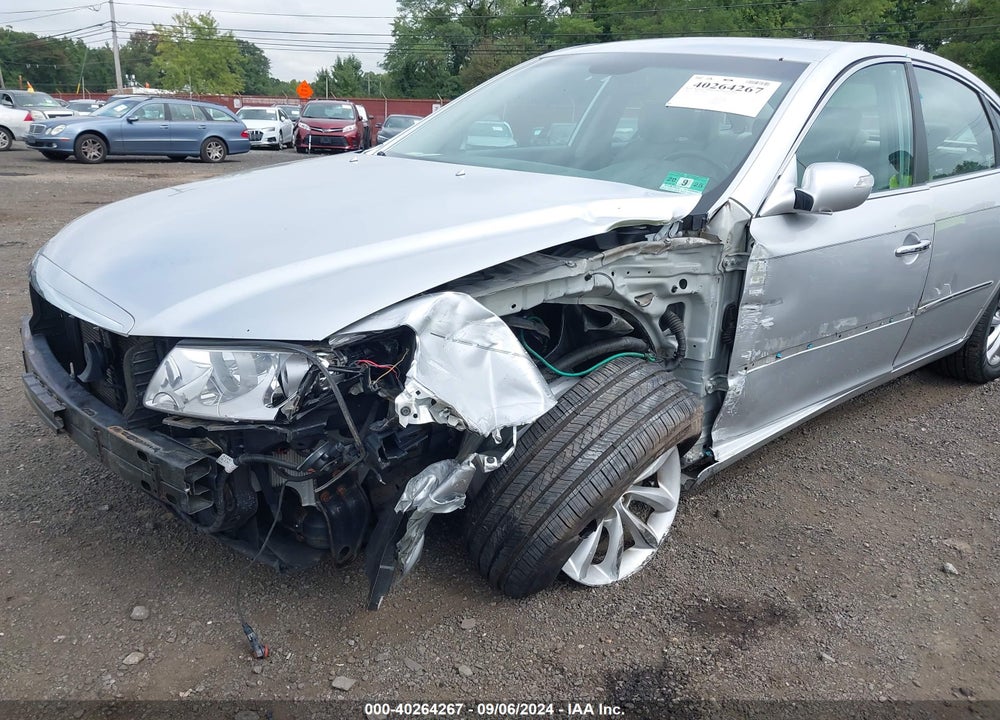 2008 HYUNDAI AZERA LIMITED VIN: KMHFC46F88A310564