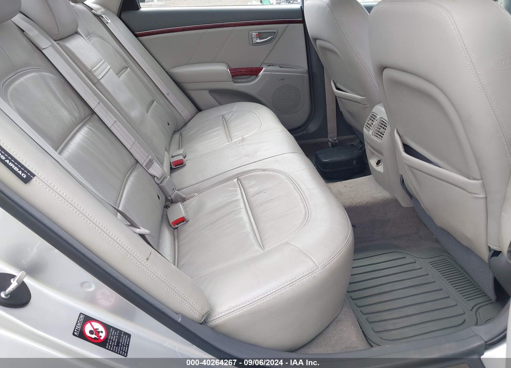 2008 HYUNDAI AZERA LIMITED VIN: KMHFC46F88A310564