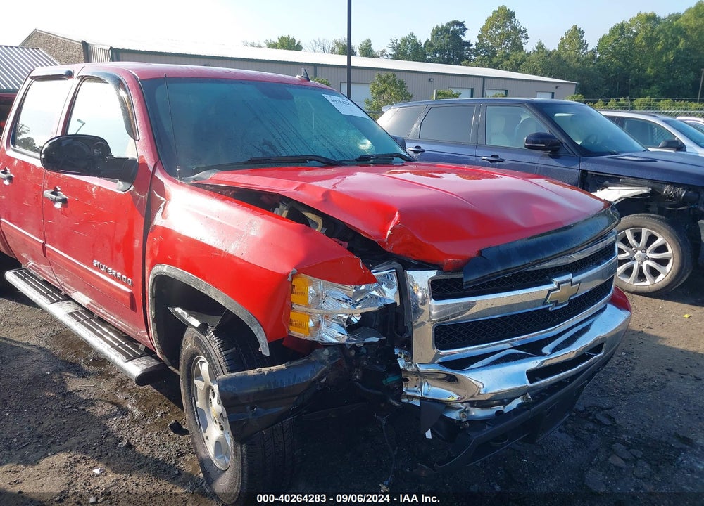 2011 CHEVROLET SILVERADO 1500 LT VIN: 3GCPCSE05BG197515