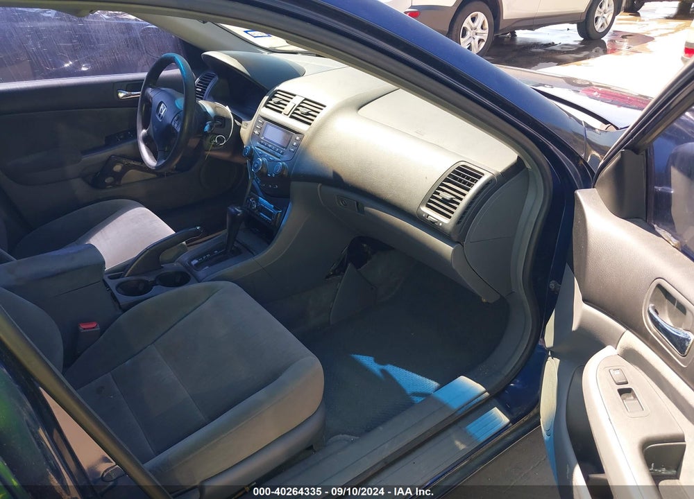 2003 HONDA ACCORD 2.4 LX VIN: 1HGCM56363A089461