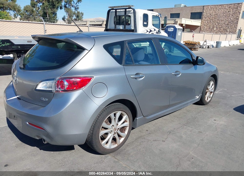 2011 MAZDA 3 S SPORT VIN: JM1BL1K6XB1367783