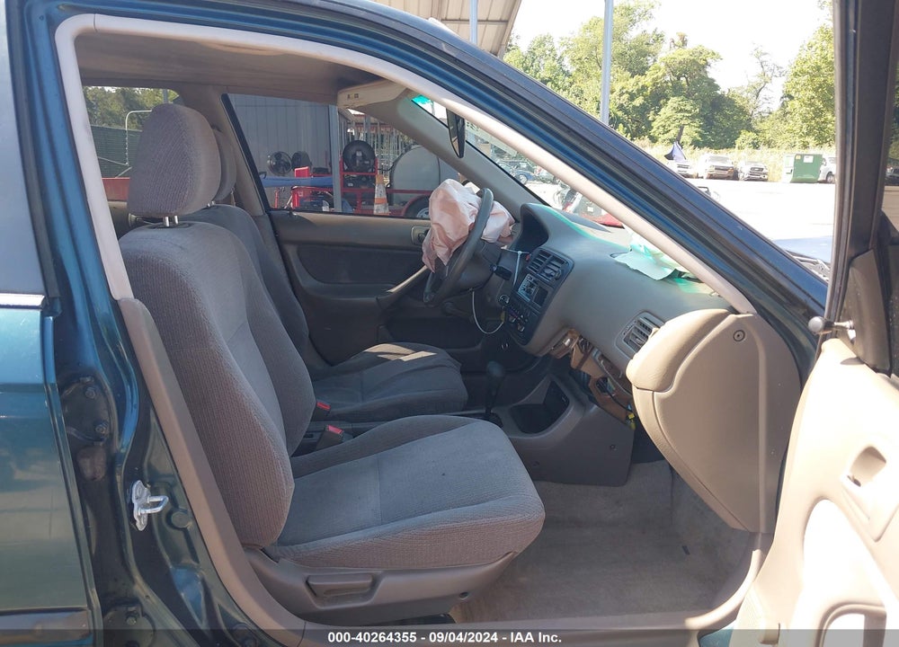 1998 HONDA CIVIC DX VIN: JHMEJ6622WS003010