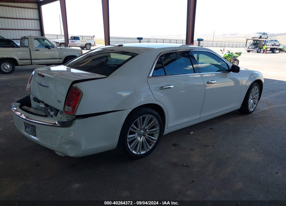 2011 CHRYSLER 300 LIMITED VIN: 2C3CA5CG4BH580212