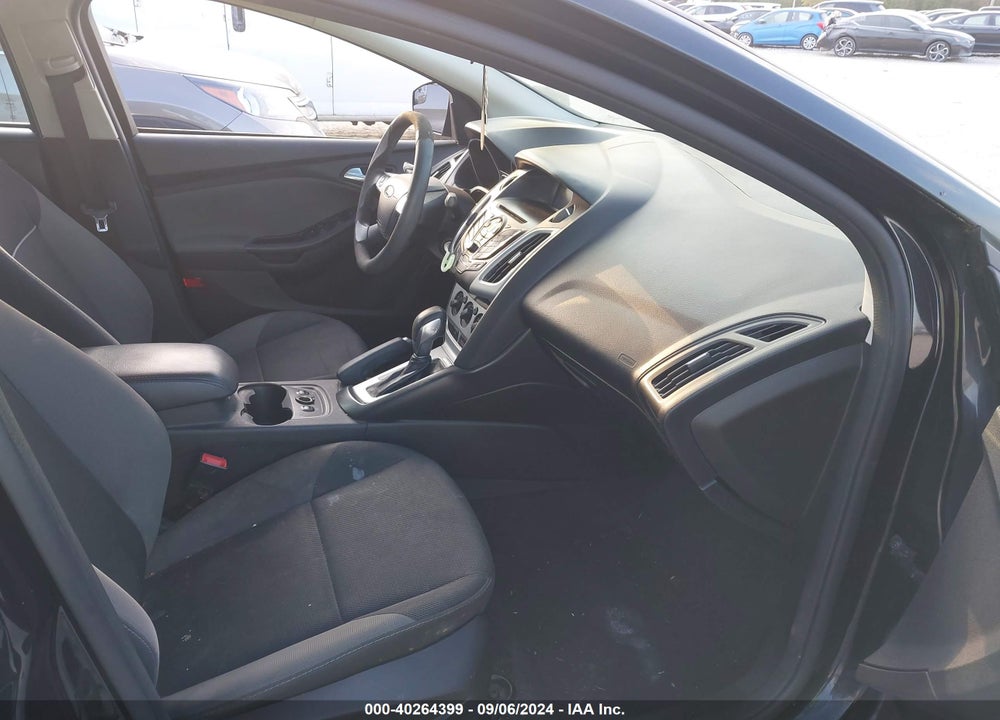 2014 FORD FOCUS SE VIN: 1FADP3F26EL218107