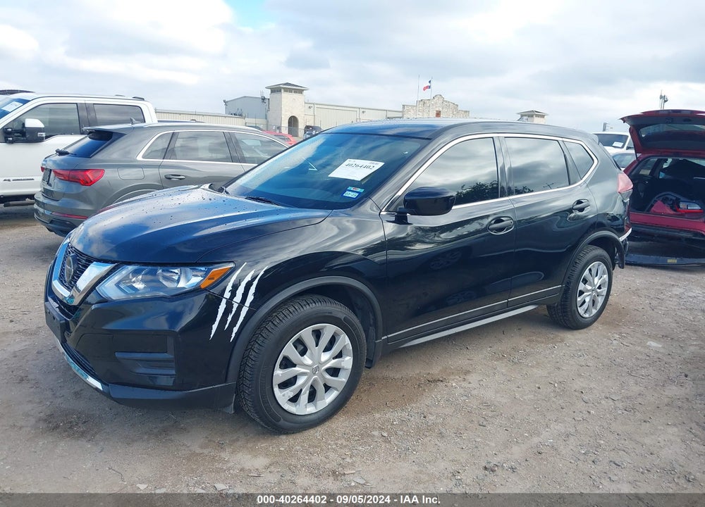 2018 NISSAN ROGUE S VIN: 5N1AT2MV8JC768494
