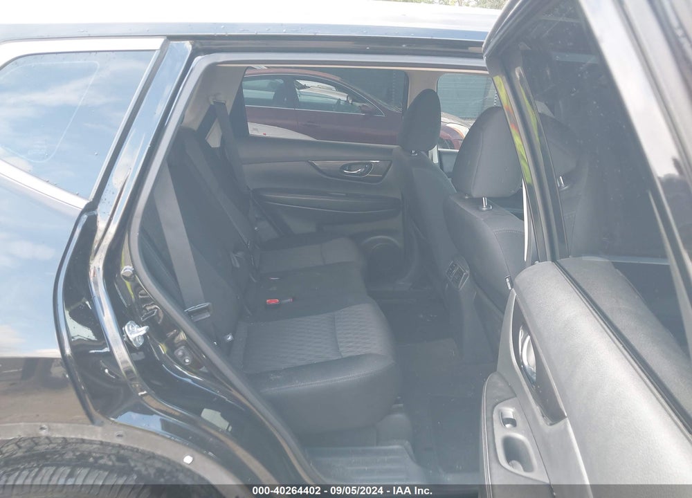 2018 NISSAN ROGUE S VIN: 5N1AT2MV8JC768494