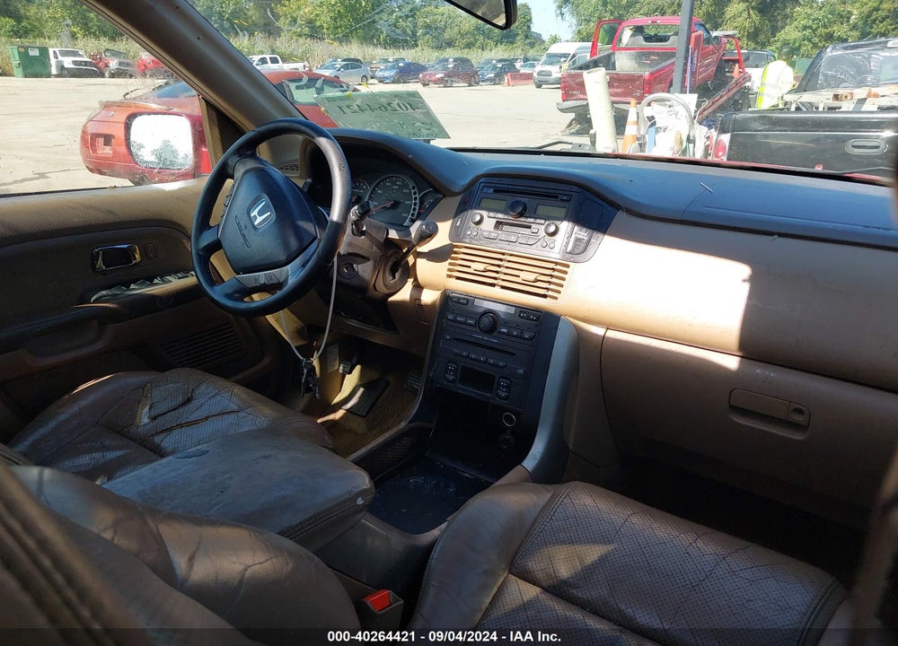 2005 HONDA PILOT EX-L VIN: 5FNYF185X5B003603