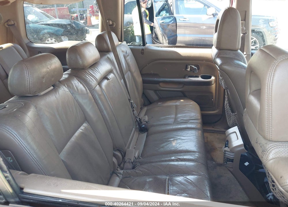 2005 HONDA PILOT EX-L VIN: 5FNYF185X5B003603