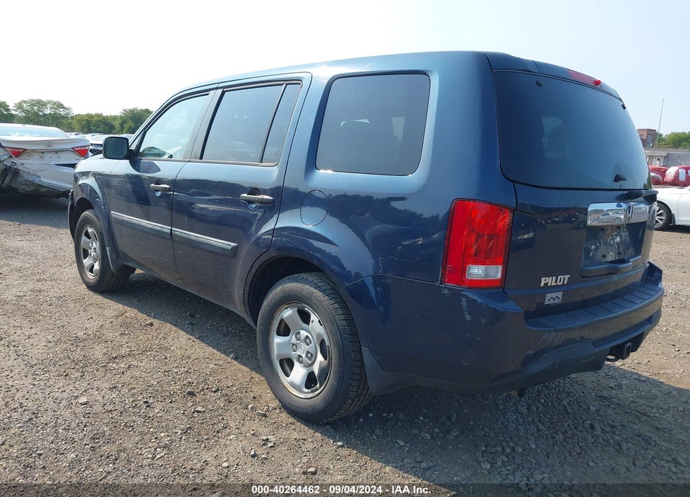 2012 HONDA PILOT LX VIN: 5FNYF4H24CB080004