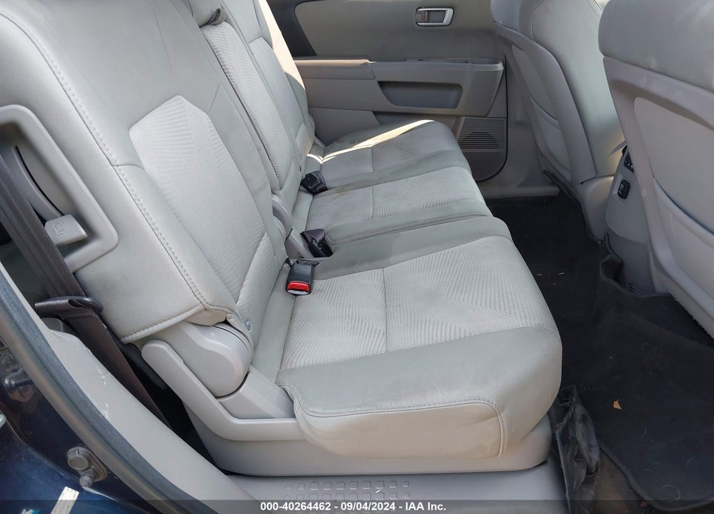 2012 HONDA PILOT LX VIN: 5FNYF4H24CB080004