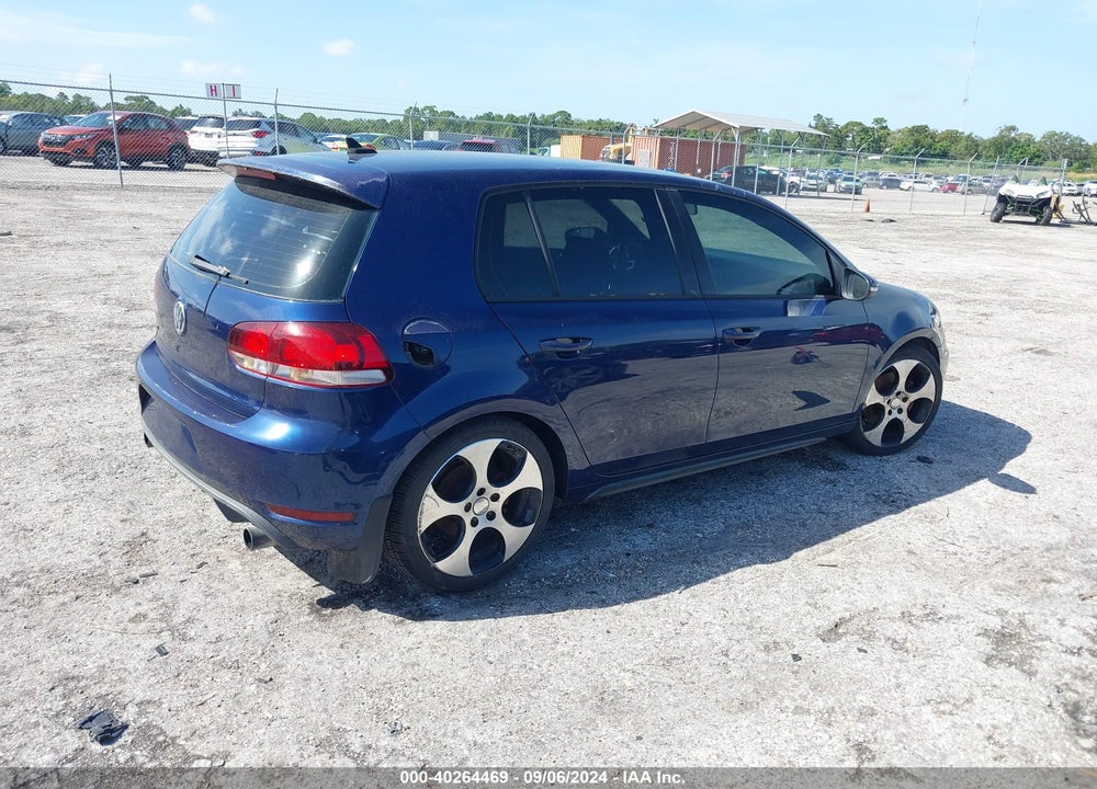 2011 VOLKSWAGEN GTI 4-DOOR VIN: WVWHV7AJ1BW061720