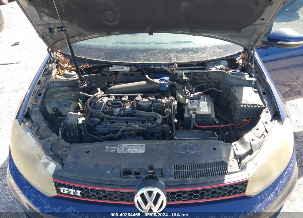 2011 VOLKSWAGEN GTI 4-DOOR VIN: WVWHV7AJ1BW061720