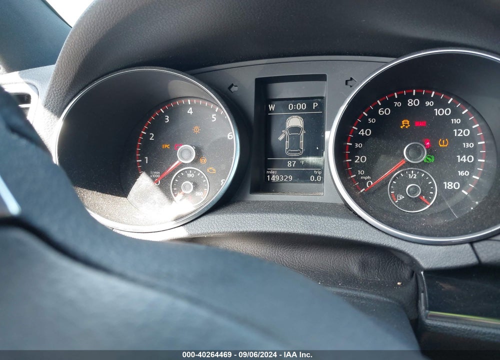 2011 VOLKSWAGEN GTI 4-DOOR VIN: WVWHV7AJ1BW061720