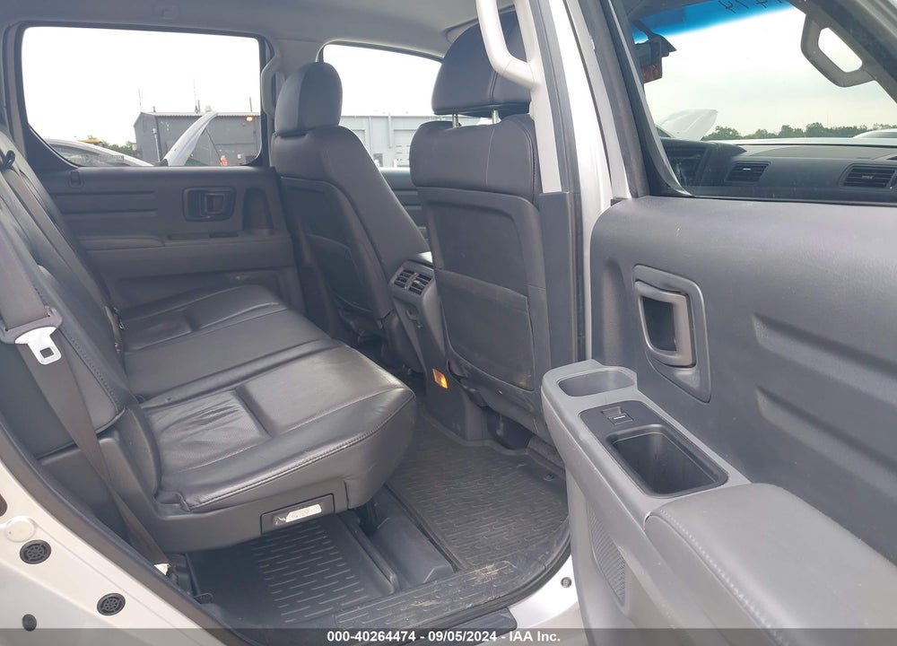 2006 HONDA RIDGELINE RTL VIN: 2HJYK16526H503633