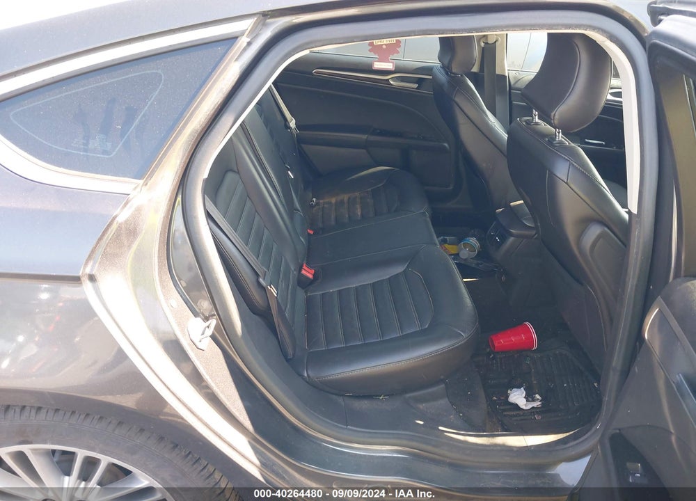 2015 FORD FUSION SE VIN: 3FA6P0H93FR275272