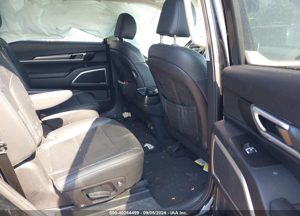 2020 KIA TELLURIDE S VIN: 5XYP6DHC8LG075840