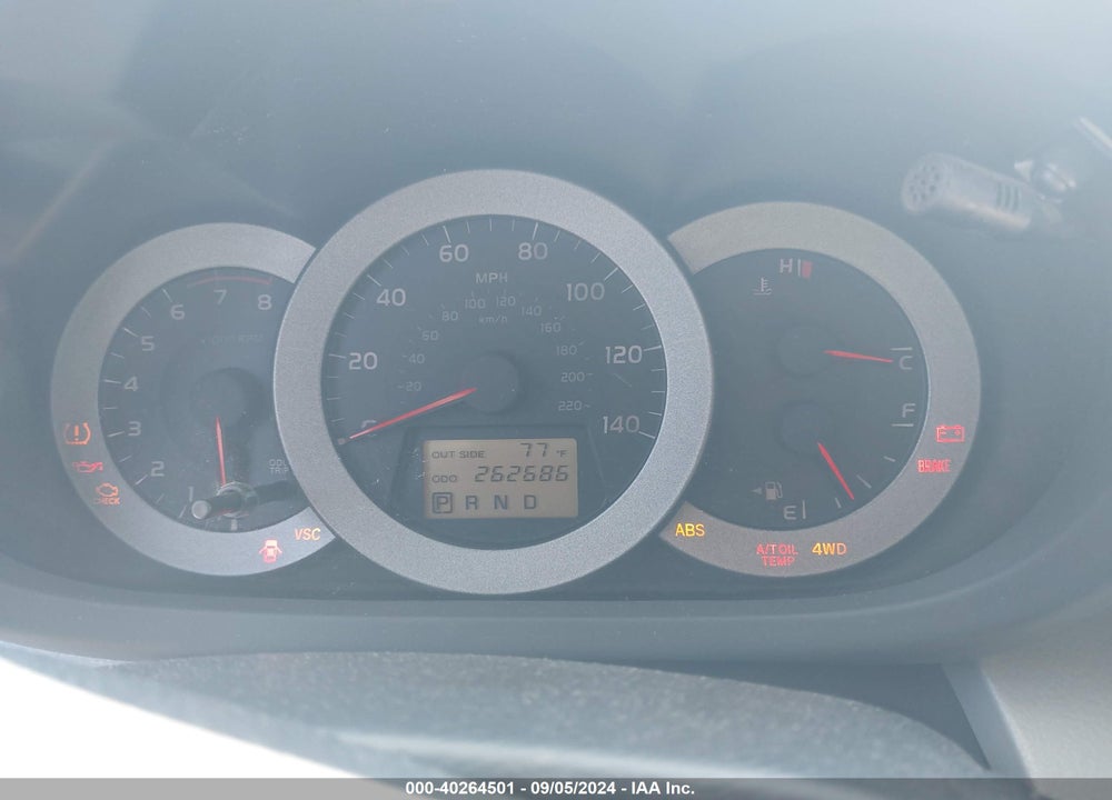 2007 TOYOTA RAV4 VIN: JTMBD33V175107822