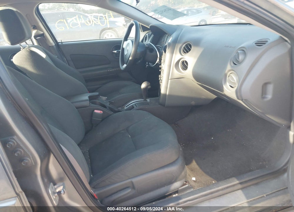 2004 PONTIAC GRAND PRIX GT1 VIN: 2G2WP522441373378