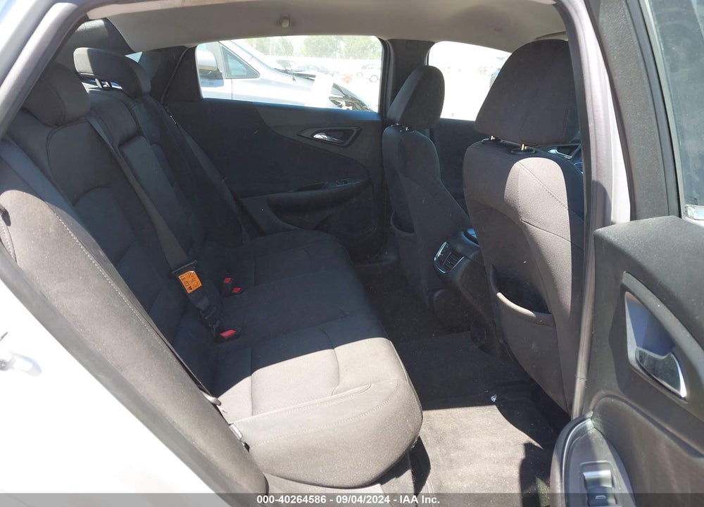 2018 CHEVROLET MALIBU LT VIN: 1G1ZD5ST1JF160170
