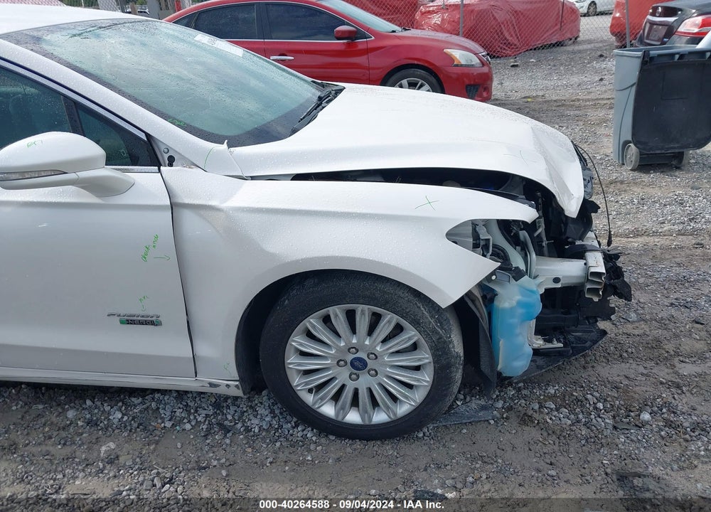 2016 FORD FUSION ENERGI VIN: 3FA6P0PU1GR325884